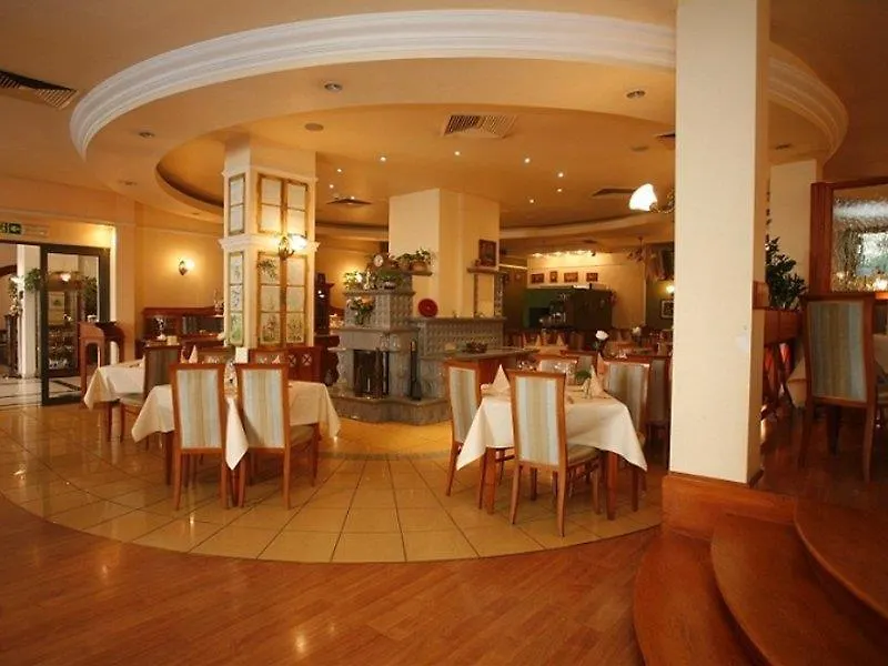 Qubus Hotel Wroclaw 4*,